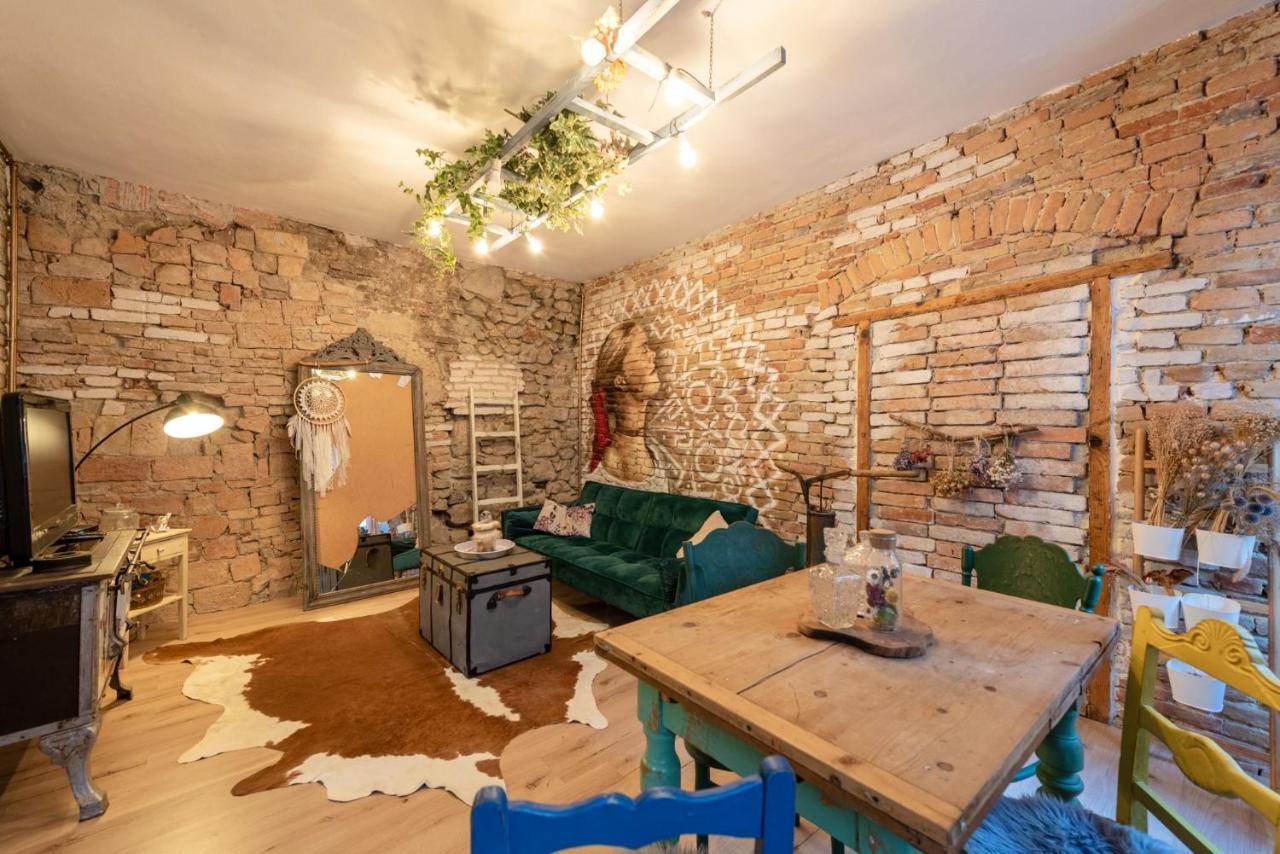 Accommodation At The Folklore Apartment Bratislava Exterior photo